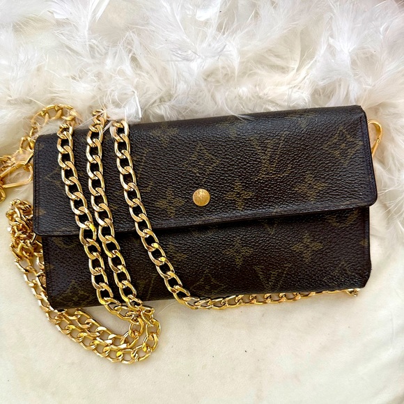 Louis Vuitton Handbags - Louis Vuitton Monogram Tresor
International Trifold
Wallet converted Crossbody